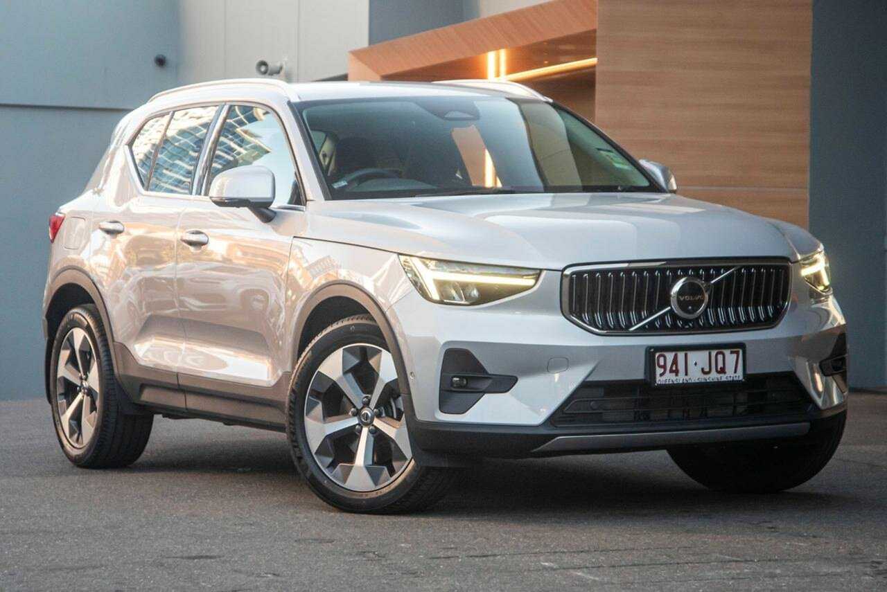 Volvo  XC40 Ultimate, B4 Mild Hybrid, Petrol, Bright