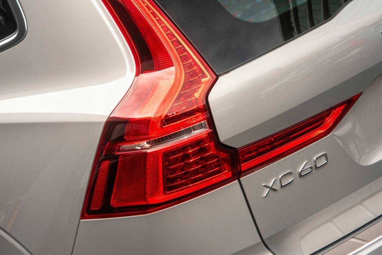 Volvo  XC60 Ultimate, B5 Mild Hybrid, Petrol, Bright