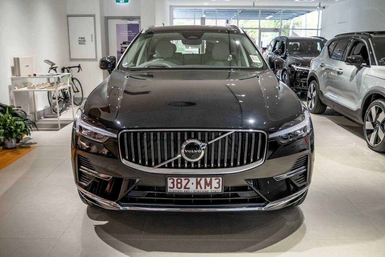 Volvo  XC60 Ultimate, B5 Mild Hybrid, Petrol, Bright