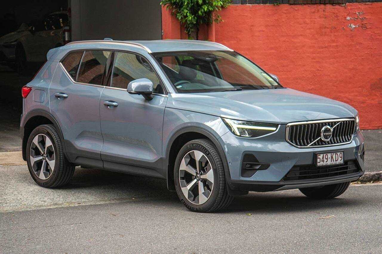 Volvo  XC40 Ultimate, B4 Mild Hybrid, Petrol, Bright