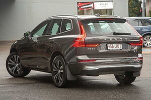 Volvo  XC60 Ultimate, B5 Mild Hybrid, Petrol, Bright