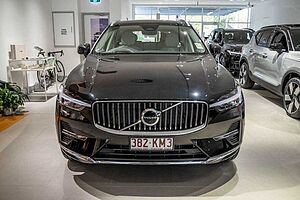 Volvo  XC60 Ultimate, B5 Mild Hybrid, Petrol, Bright